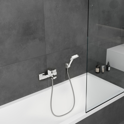 Смеситель для ванны однорычажный Hansgrohe Vernis Shape ВМ 71450000 хром. Фото